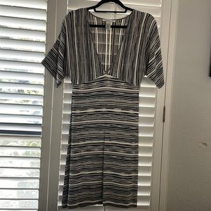 Cute metallic knit style v neck dress